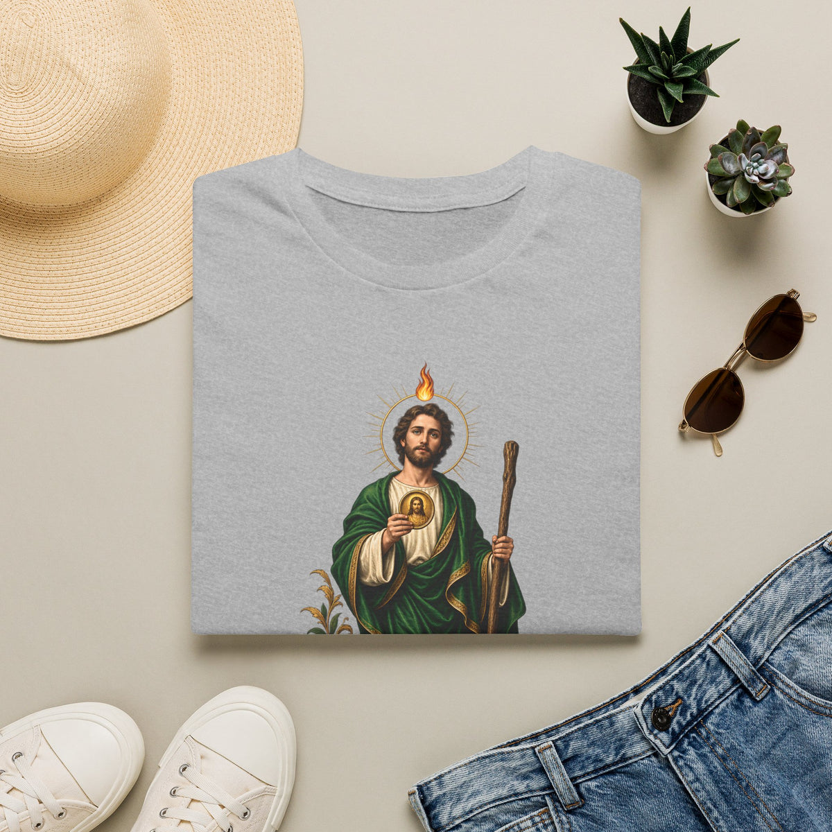 San Judas Tadeo Black & Gold Sacred Heart Unisex T-Shirt
