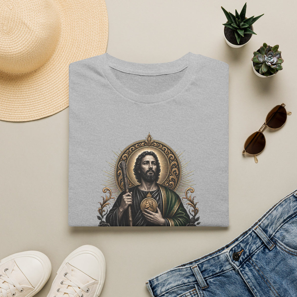 San Judas Tadeo Black & Gold Sacred Heart Unisex T-Shirt